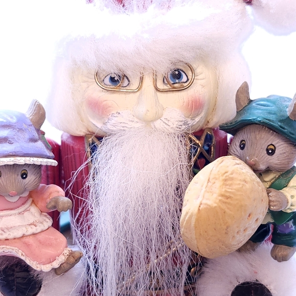 ENESCO MUSICAL SOCIETY "NUTS ABOUT CHRISTMAS" NUTCRACKER & MICE - Picture 7 of 17